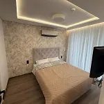 Sea 8 *